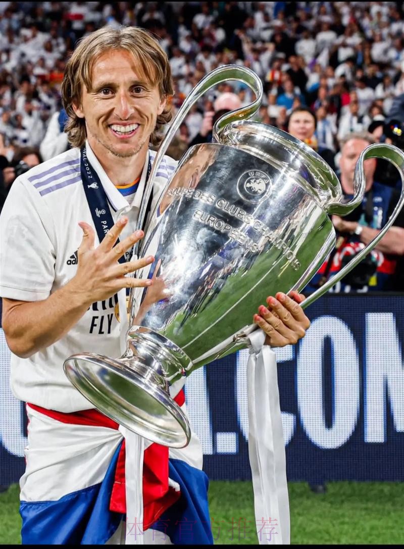 魔笛愿降薪并继续替补 但皇马决心培养年轻球员 魔笛愿降薪并继续替补 但皇马决心培养年轻球员